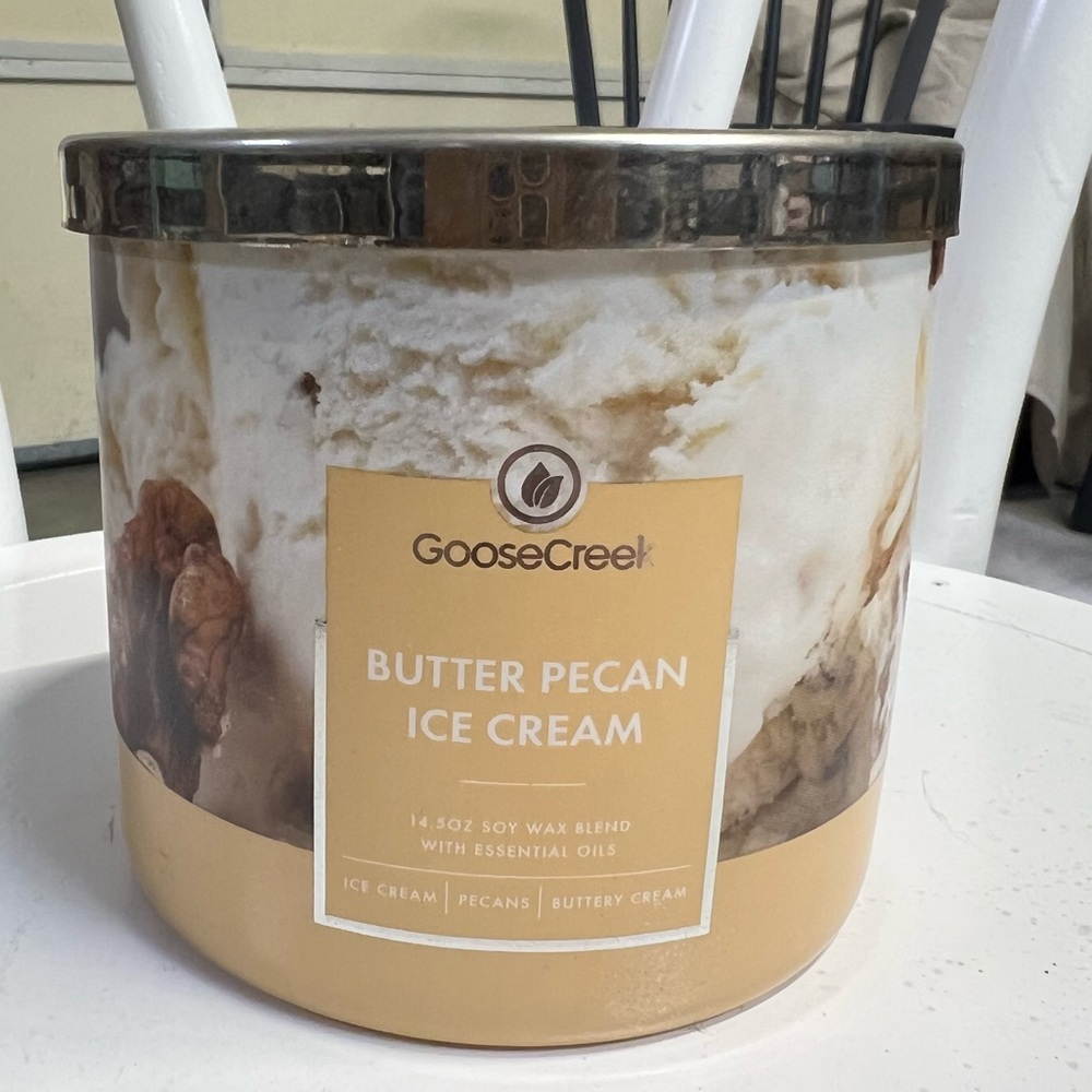 Goose Creek Butter Pecan Ice Cream Candle - Cream